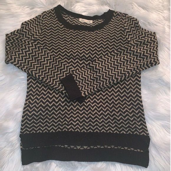 Olive & Oak Sweaters - Olive & Oak Women's Pullover Chevron Sweater S